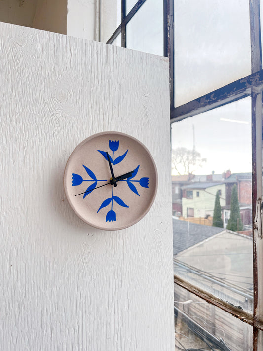 2-Week Ceramic Wall Clock Workshop // Wednesday Evenings // August 12 & 19 // 6:30–9:30 // $185